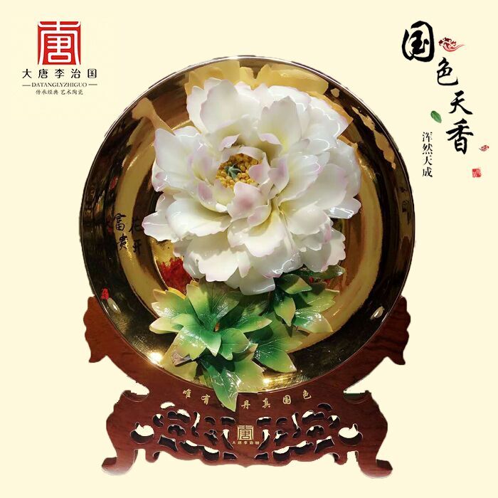 三个黑人玩一个女4P文
